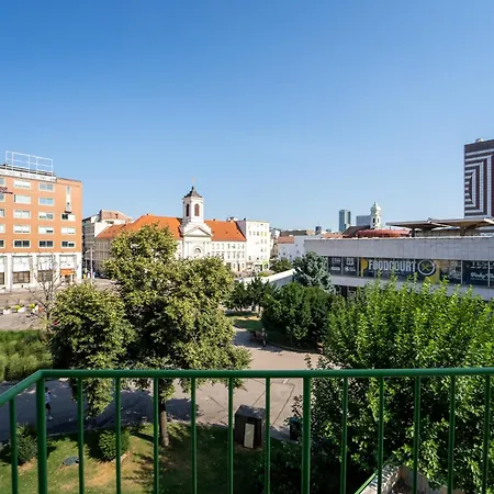 Verve Old Town Dunajska 2 *