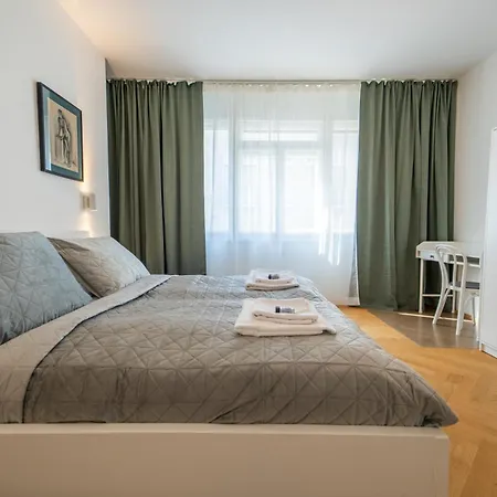 Verve Old Town Dunajska 2 *